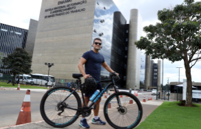 Já pensou em vir trabalhar de bicicleta?